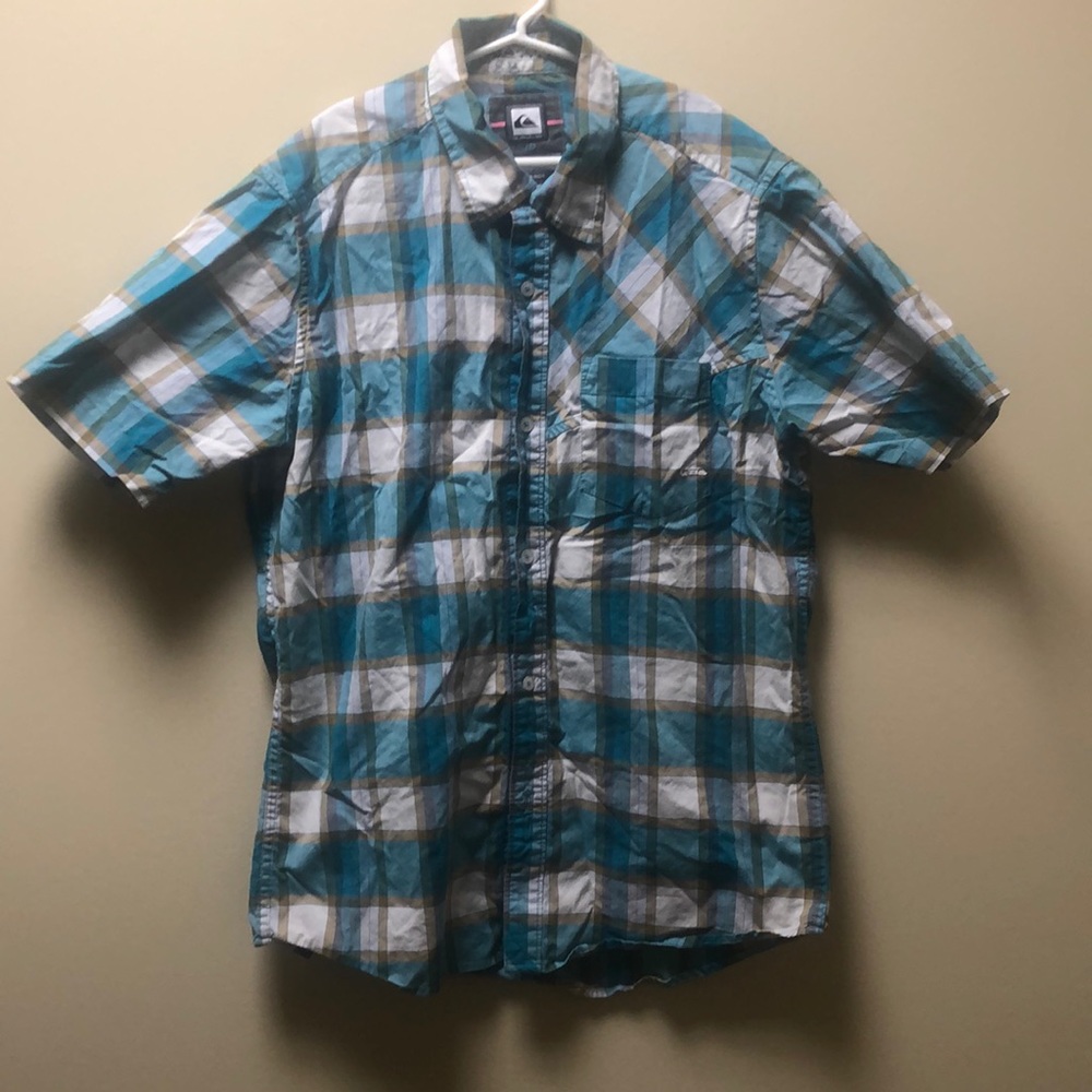 Quicksilver shirt.  Size small.